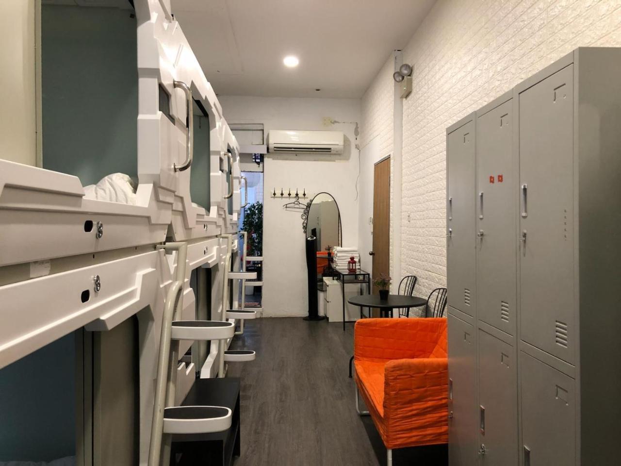 Oh My Pods Vandrarhem Singapore Exteriör bild
